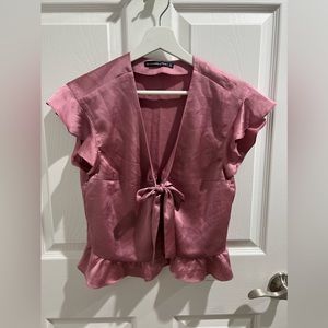 Abercrombie & Fitch pink crop top